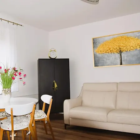 Golden Apartament Legionow Torun Room photo