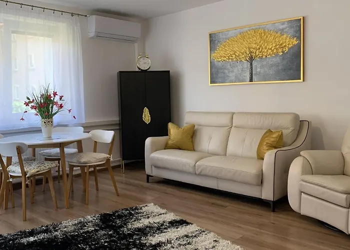 Golden Apartament Legionow